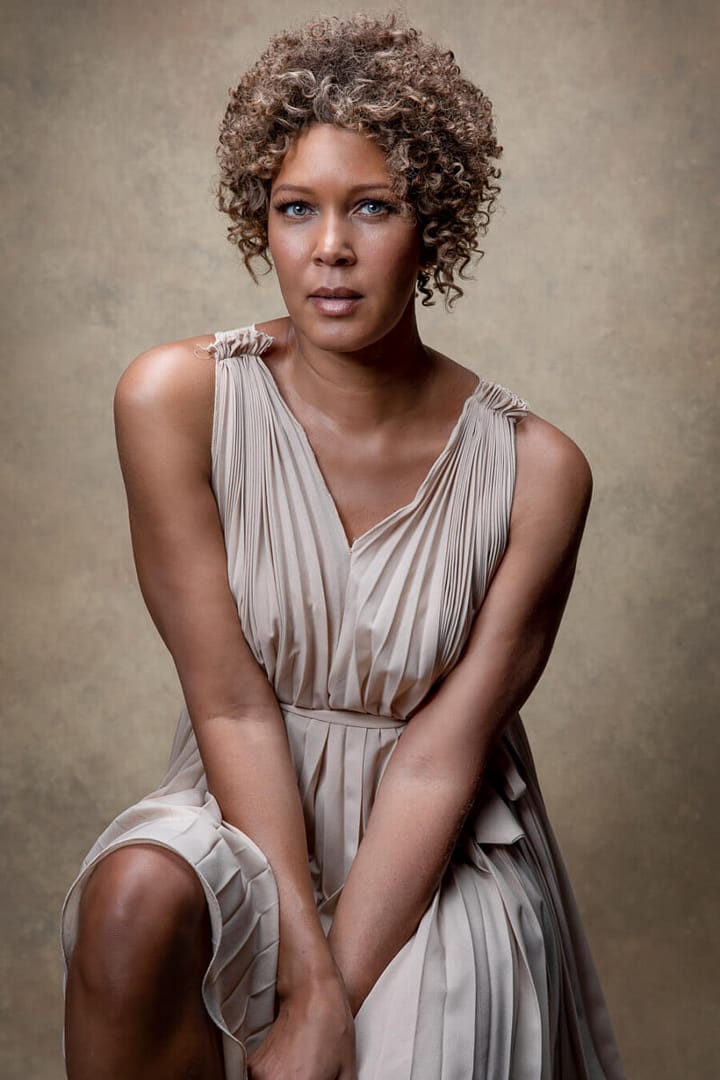 woodbridge-va-photographer-liz-marie-portraits-black-women-green-eyes